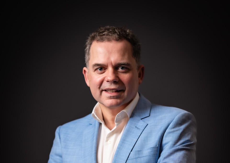 Prof. Dr. Mario van der Stelt